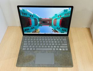 Microsoft Surface Laptop 2 Core i7-8650u 2.11Ghz 8GB 256GB Touchscreen
