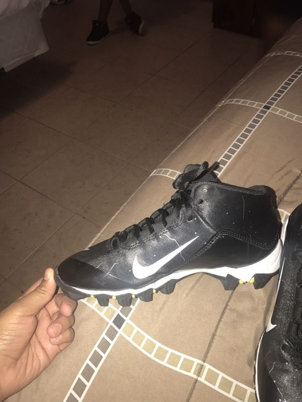 Football cleats