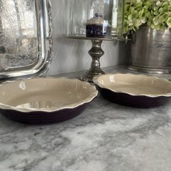 Like New Never Used  2  10” Olive & Tyme Pie Plates $10ea. 