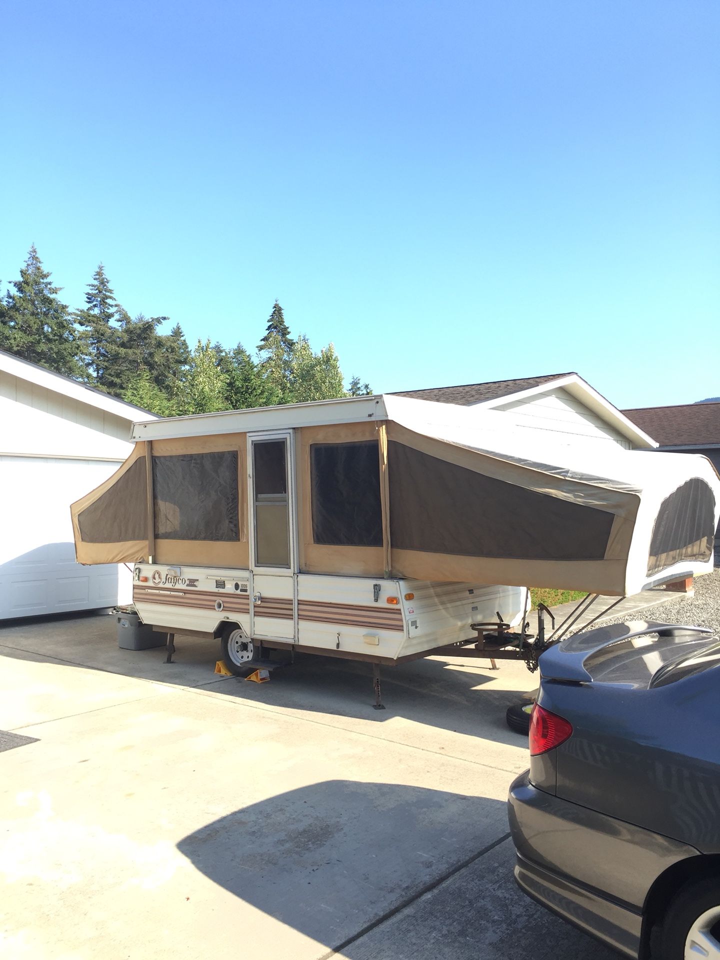 88 Jayco 1006 deluxe pop up camper