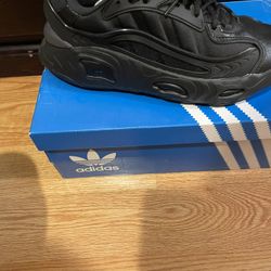 Tenis