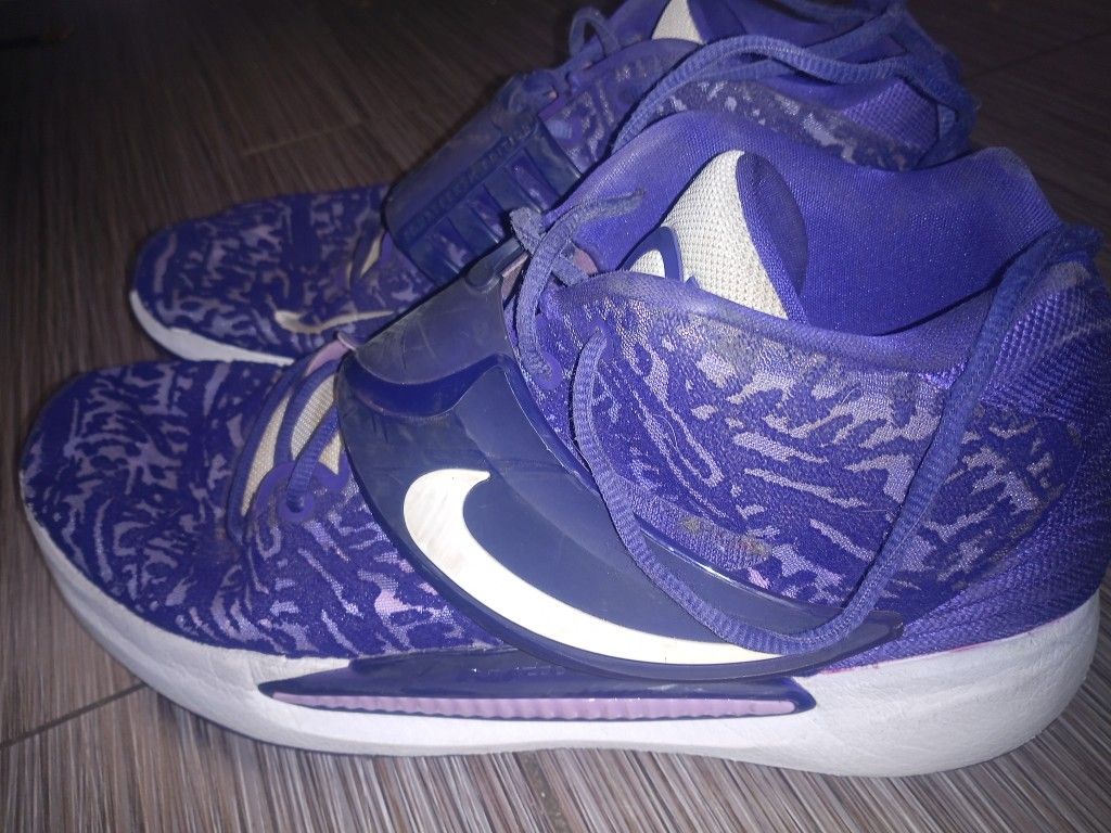 Kevin Durrants Rare! Size 16 Rare