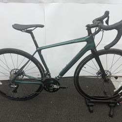51cm small 2020 Cannondale Synapse di2 11 spd Ultegra Disc FULL CARBON road bike Retails $4,400  Lost charger   Frame: Full carbon endurance frame – l