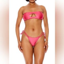 NWT Cancun Bikini Set Women's Size small
