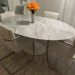 Modern Italian Carrera Oval Marble Dinning Table W/4 Leather Chairs