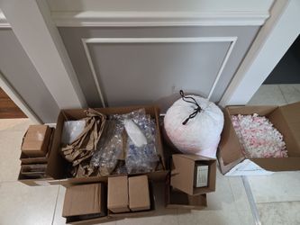 Free Packing supplies