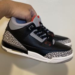 Jordan 3 Retro ‘Black Cement’ (2018) (GS) (Legit Checked By CheckCheck 100% Legit) Woman Size : 7.5 ~ Men Size : 6 ~ Youth Size : 6Y
