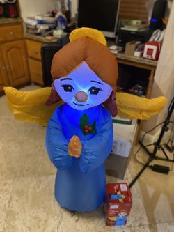 Home Accents Holiday 3.5 ft. LED Angel Christmas Airblown Inflatable. New 