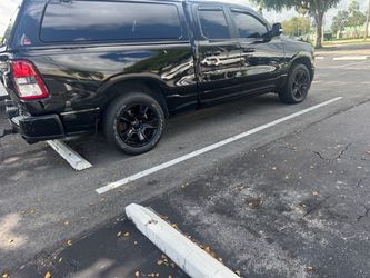 Leer Topper Dodge Ram