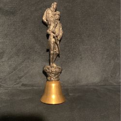 Michael Ricker 1999 Pewter Statue Brass Bell Serialized Number 538/1500