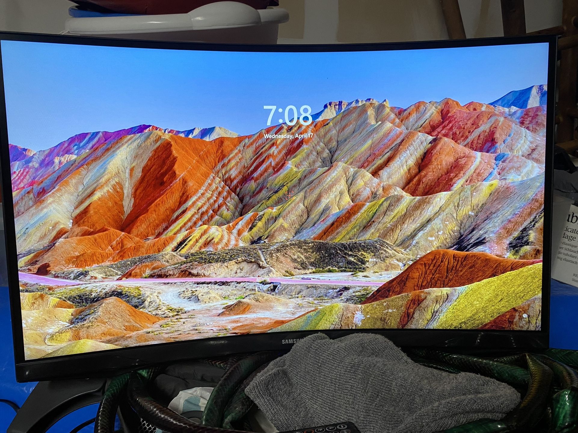 Samsung Odyssey G5 Curve 27”