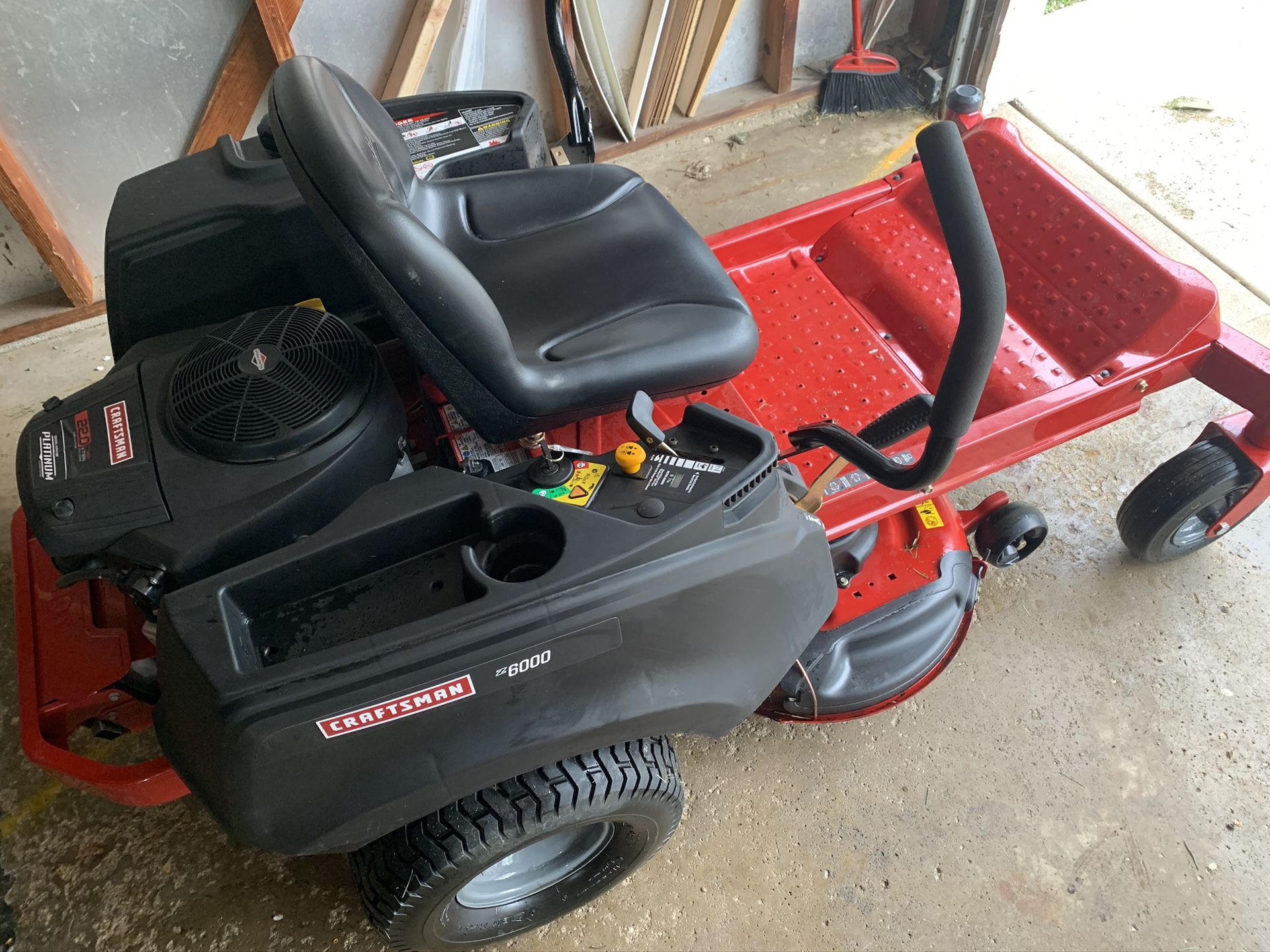 Craftsman Z6000 42in Zero Turn Lawnmower for Sale in Addison, IL OfferUp
