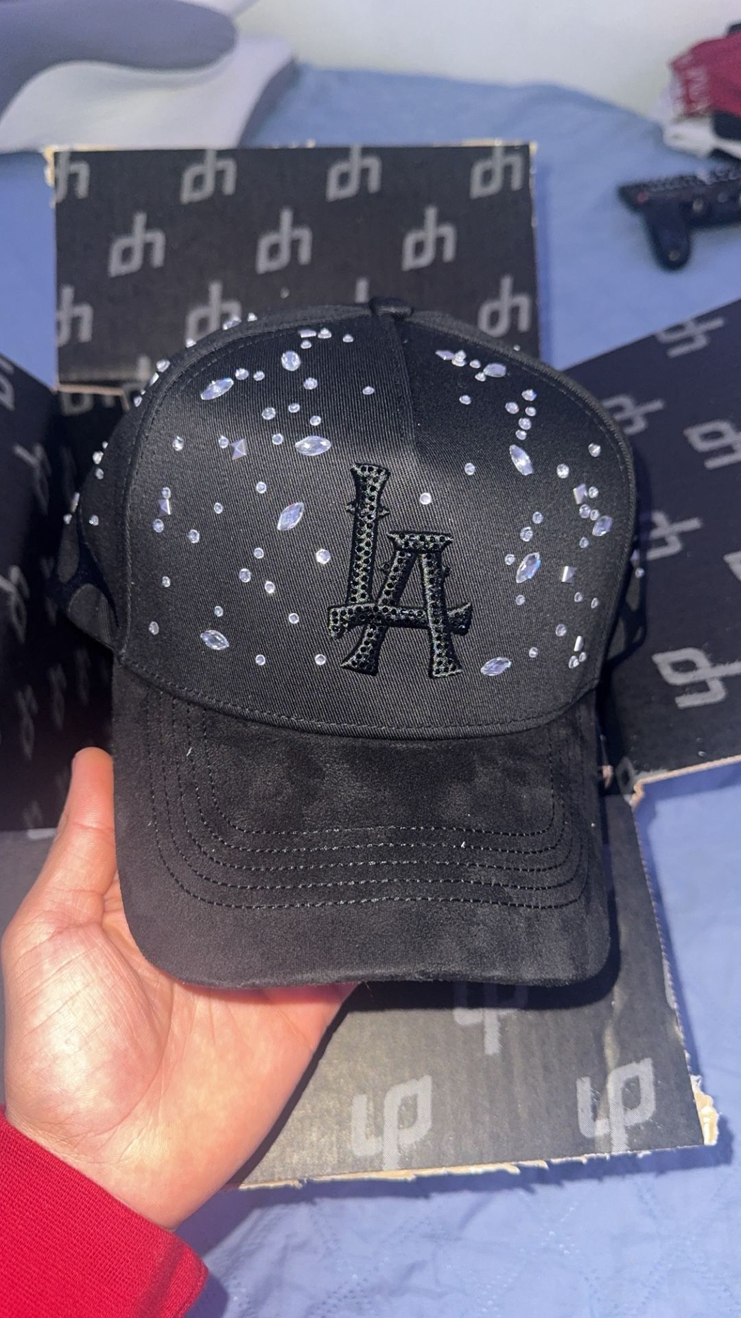 Dandy Crystal Tear Hat