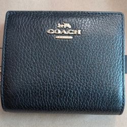 Coach Snap Black Wallet