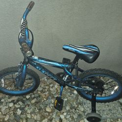 Bike w/Traning Wheels