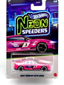 Hot Wheels 1:64 Scale Diecast Model - 2017 Nissan GT-R R35 (Neon Speeders)