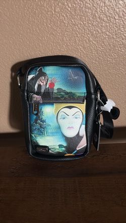 Disney Crossbody evil queenBags  NEW