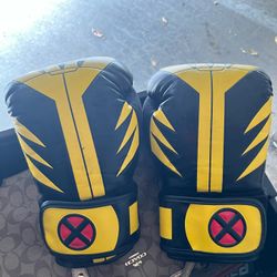 Hayabusa X Marvel Wolverine Boxing Gloves