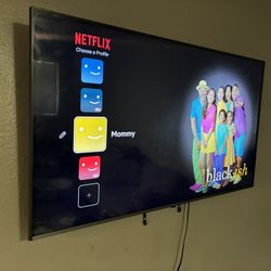 55” LG FLATSCREEN TV