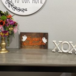 Hand Made Halloween Wooden Signs