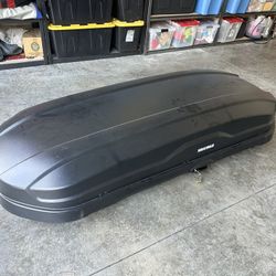 Yakima SkyBox NX XL Roof Box