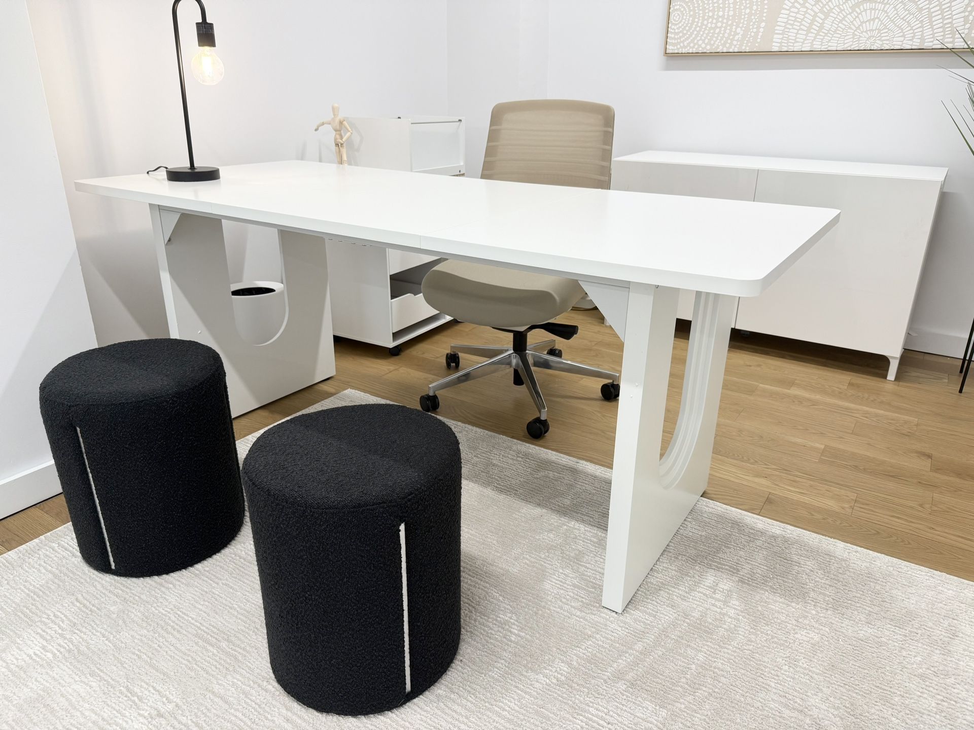 White contemporary desk