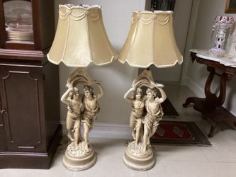 Pair of vintage Mid-century chalkware lamps