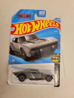 Hot Wheels Batman Batmobile Die-Cast Car