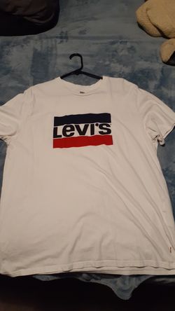 Levi's shirt