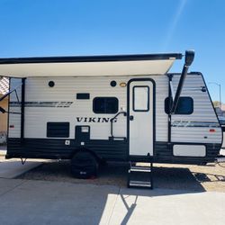 2019 Forest River Viking 17 BHS