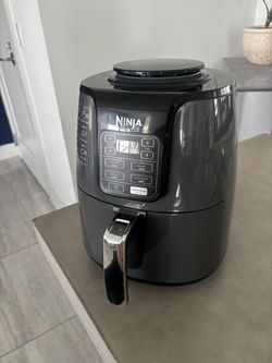 Ninja - Air Fryer - Black/Gray AF101…$70 Excellent condition