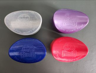 Set of 4 Vintage Plastic Pringles Containers