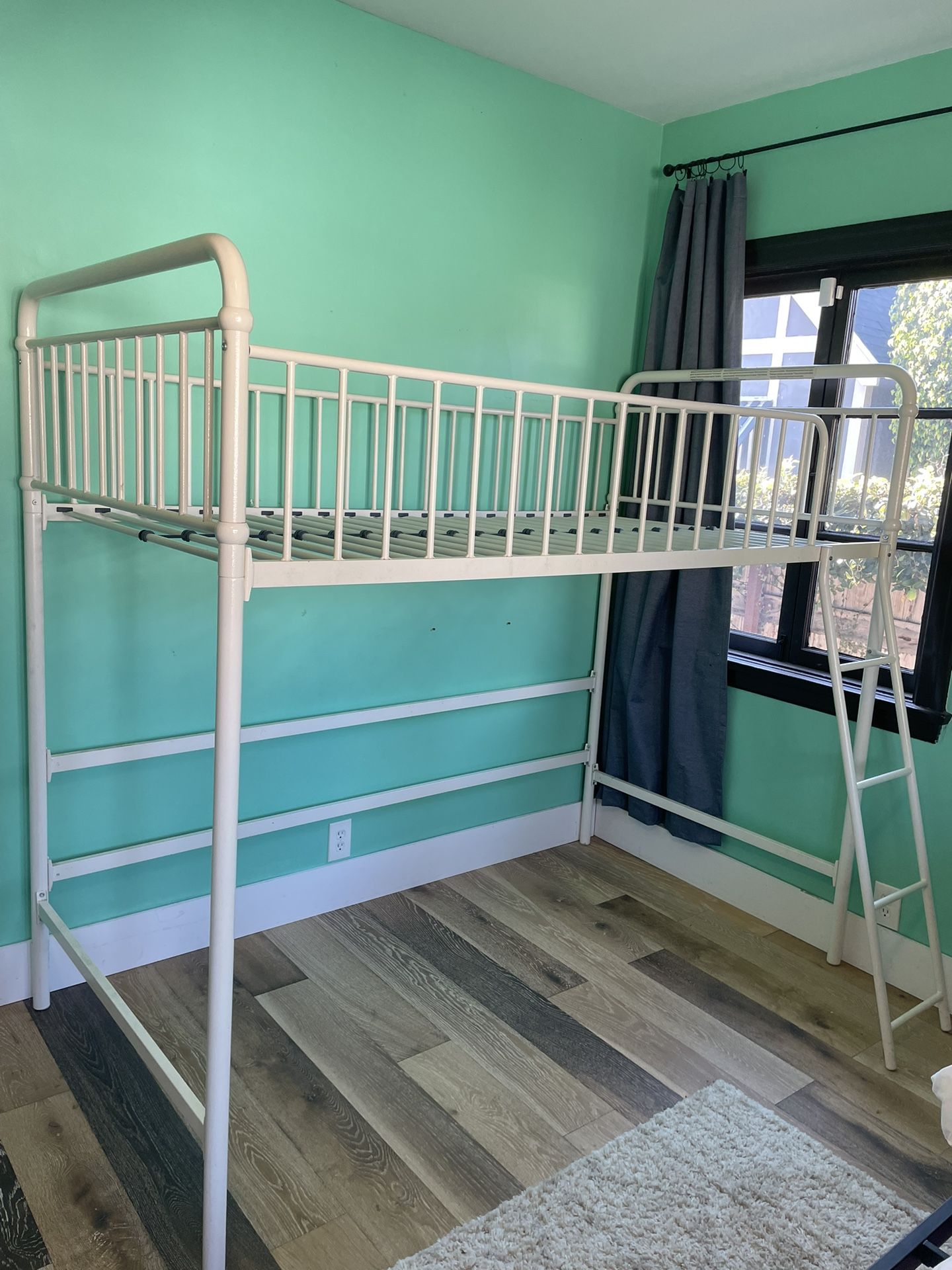 Loft Bed, Twin, White 