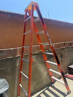 8 ft ladder type A1 300pounds