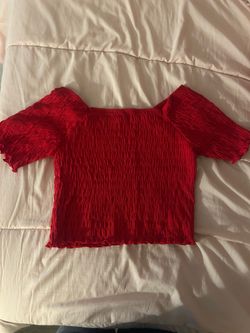 Size Small Red Top