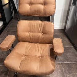 Brown Leather Desk Chair With Arm Rests