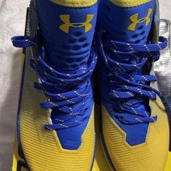 Size 10 - Under Armour Curry 2.5 Yellow