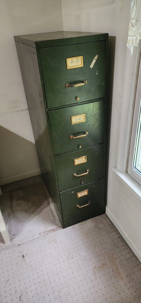 Metal 4-Drawer Filing Cabinet