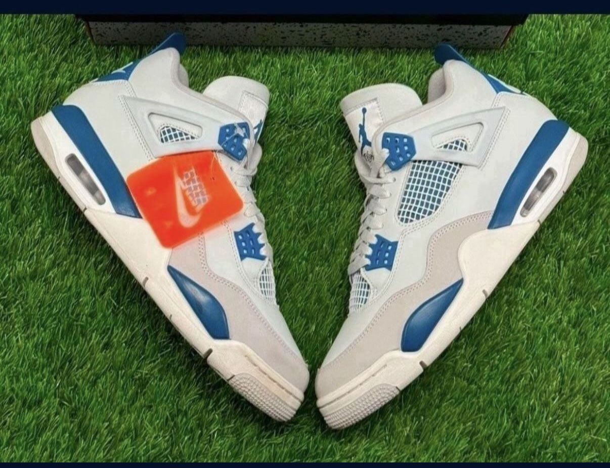 NEW Jordan 4 Size 9/10/13