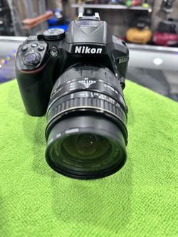 Nikon D3500