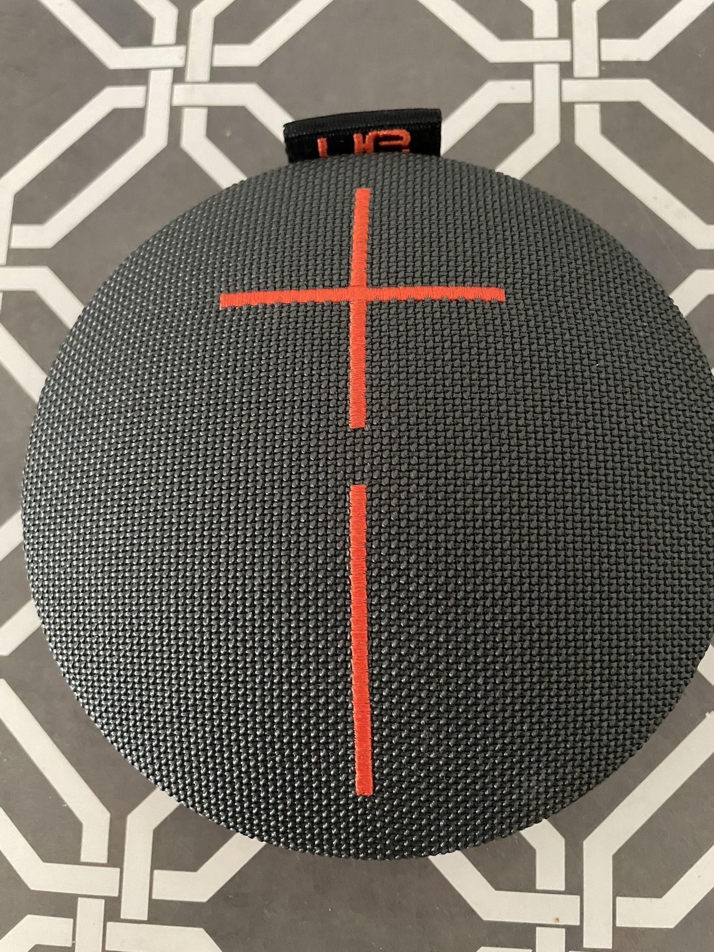 Ultimate Ears UE Roll Like New With Micro Cable