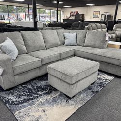 L Shape Sectional & Ottoman.🚚WE DELIVER🚚