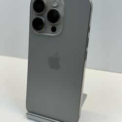 Apple iPhone 16 PRO 256gb. ( Fully Unlocked )