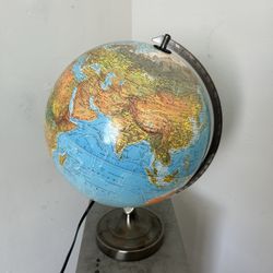New Illuminated Globe