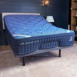 NEW QUEEN. MATTRESS