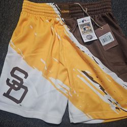 San Diego Padres Mitchell & Ness Shorts Sz LARGE