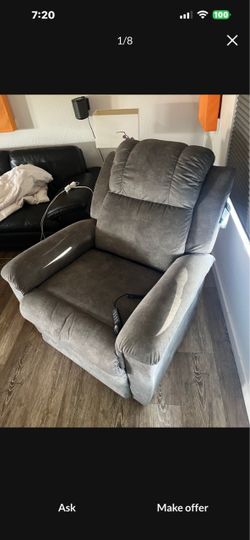 Lazy boy recliner-Electric
