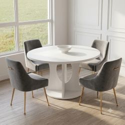 Brand new round dining table with 4 velvet chairs