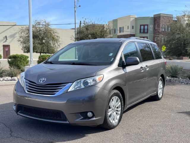 2016 Toyota Sienna