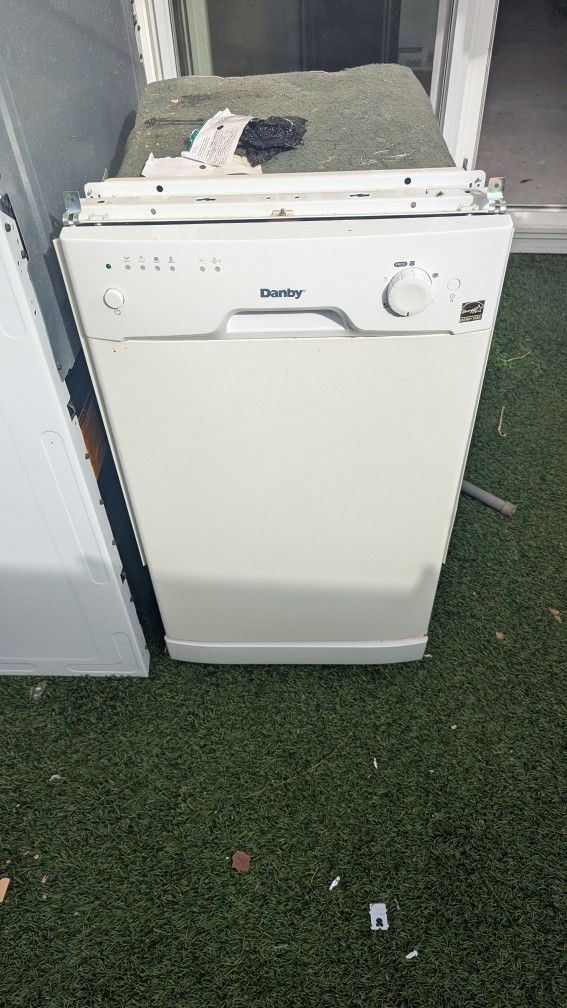 Free Compact Dishwasher